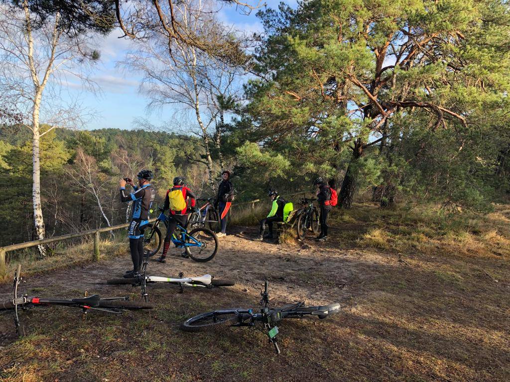 So-vélo  Le club de cyclotourisme du Coudray-Montceaux ouvre une section VAE et vous accueil pour des sorties dans la région. N’hésitez pas à vous joindre à nous nous somme un club convivial et plein d’enthousiasme